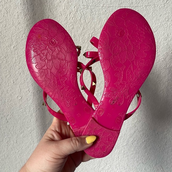 LE CHATEAU sandals - Picture 3 of 3